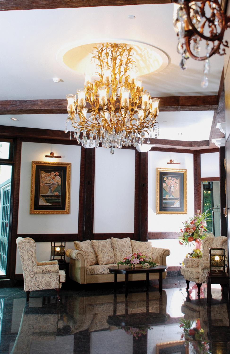 Hotel De' La Ferns, 4*